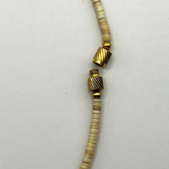 Vintage Shell Heishi Bead Necklace Carnelian Claw Pendant Tribal Boho 16 - Picture 9 of 14